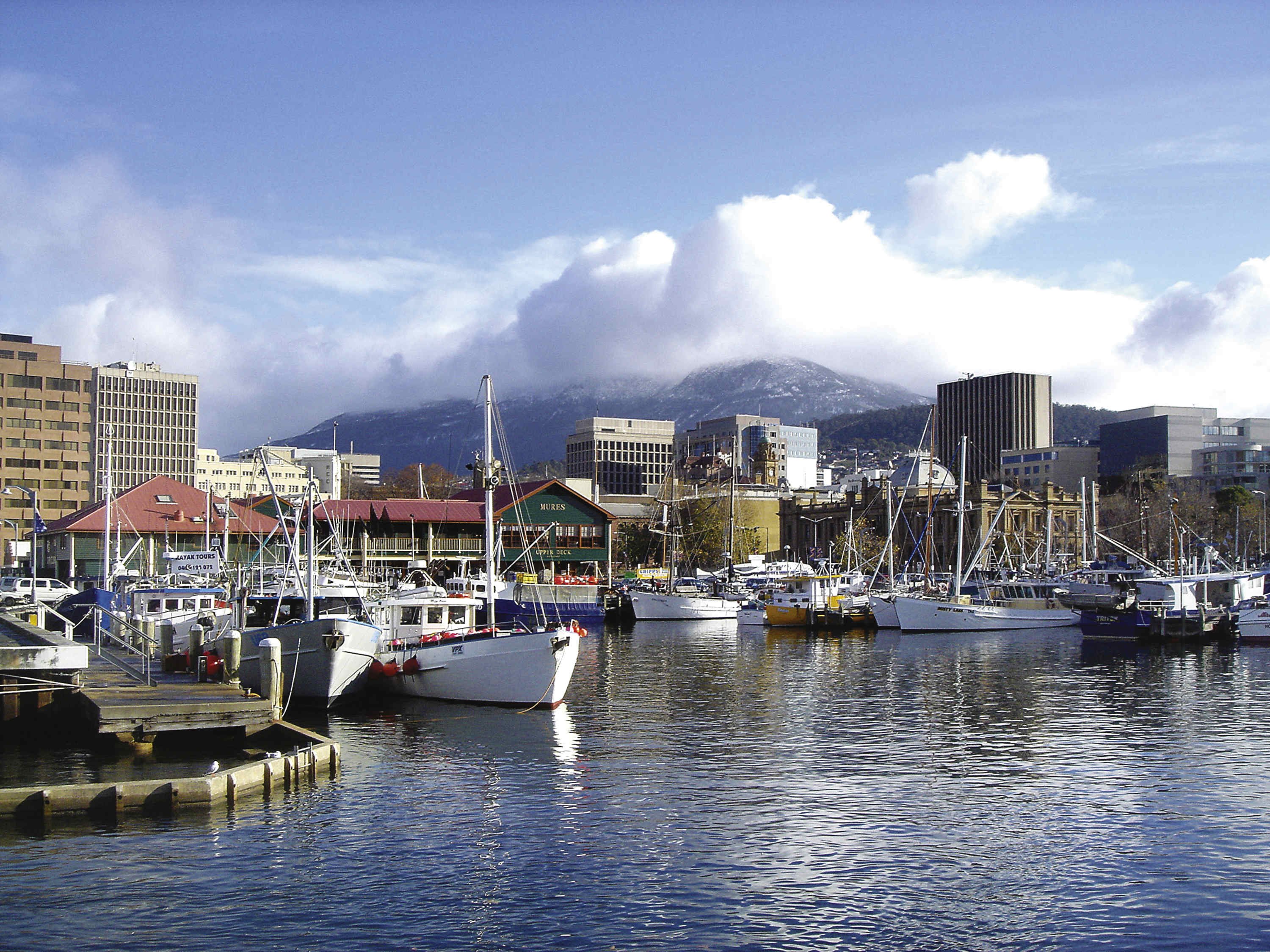 Mövenpick Hotel Hobart by null