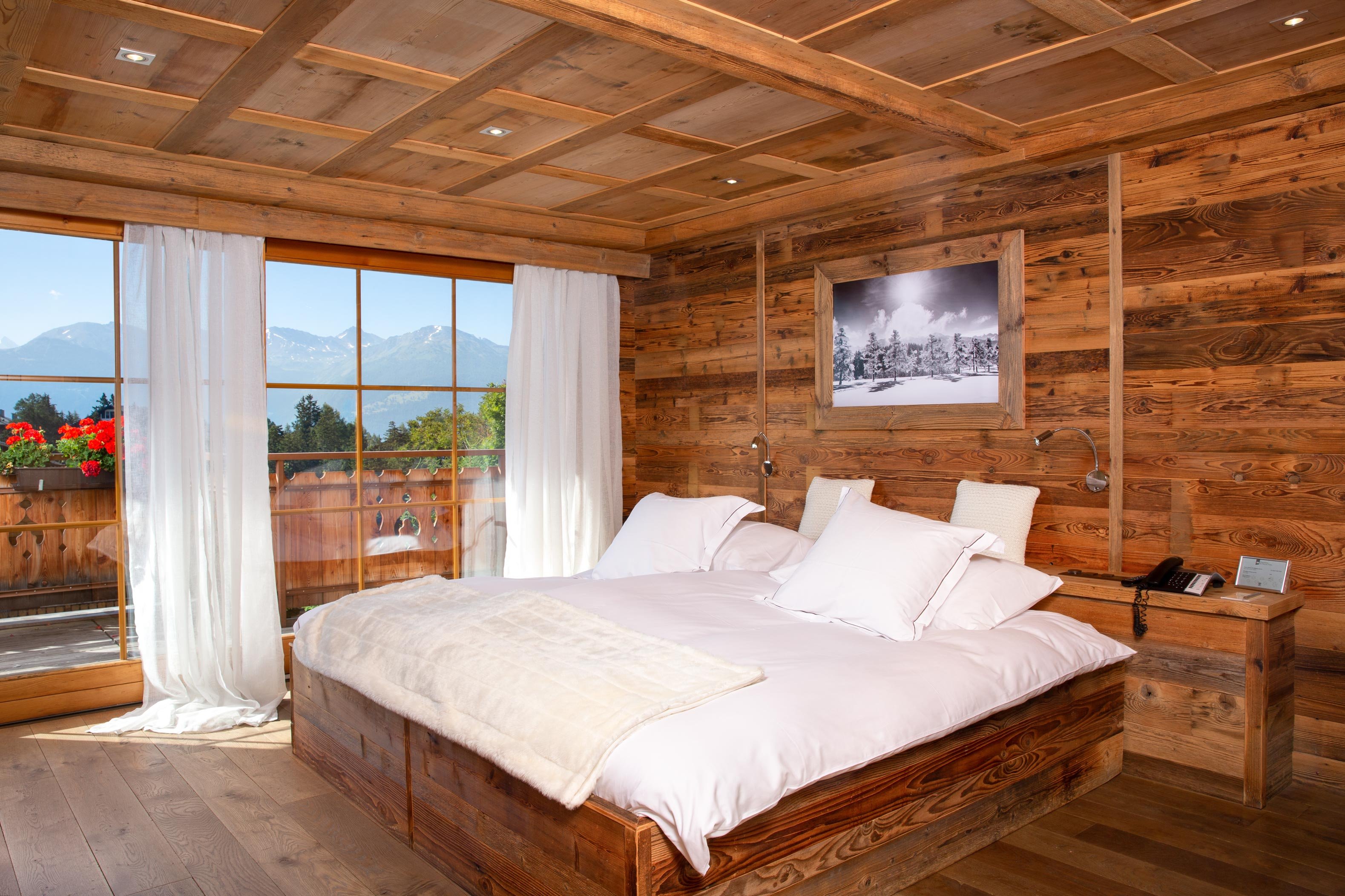 Hostellerie du Pas de l'Ours, Relais & Châteaux by null