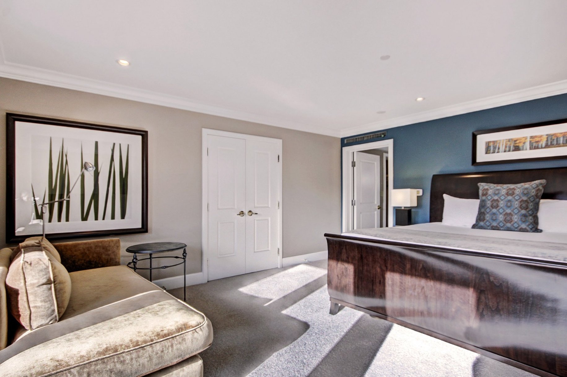 The Lodge at Vail by null