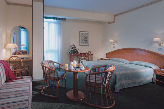 B&B HOTEL Firenze City Center by null
