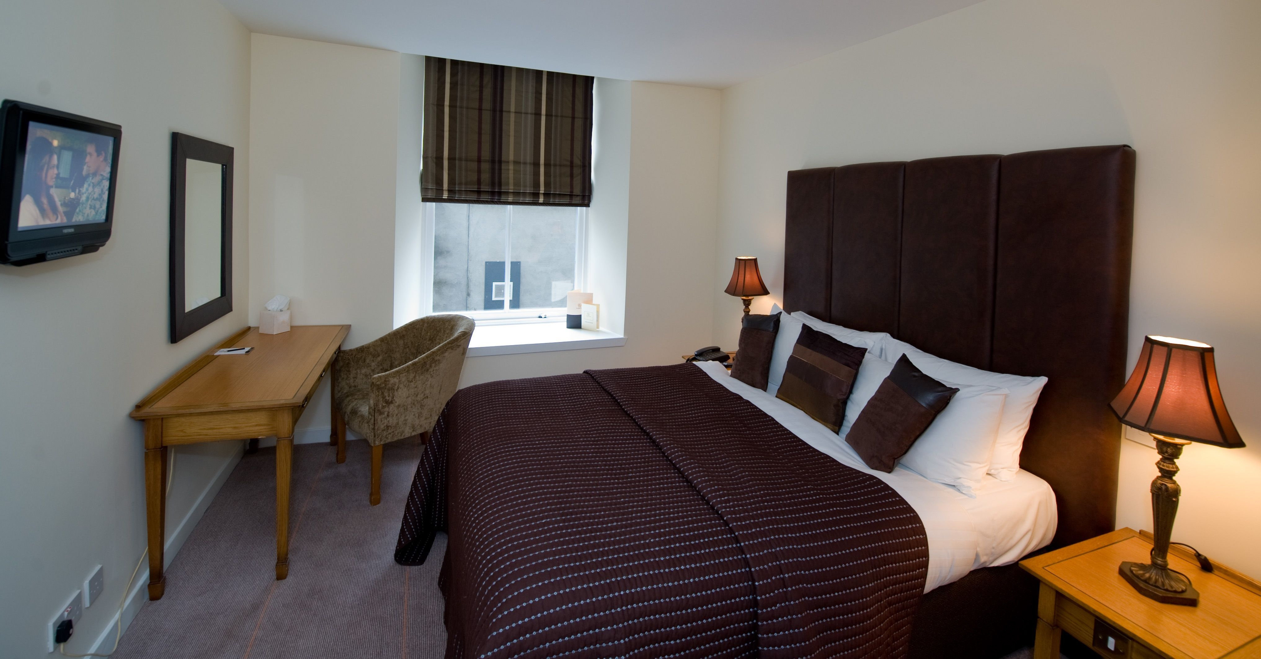 Aberdeen Douglas Hotel by null
