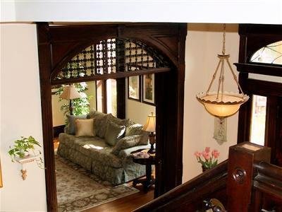 Lyndon House Bed & Breakfast by null