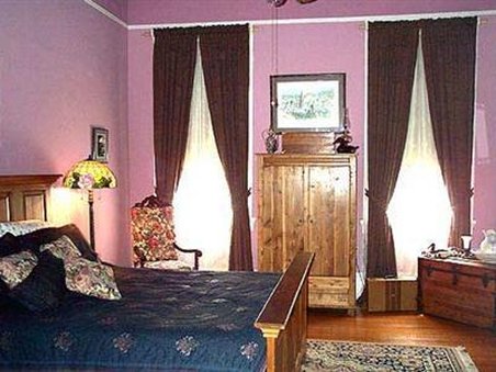 HH Whitney House - A Bed & Breakfast on the Historic Esplanade by null