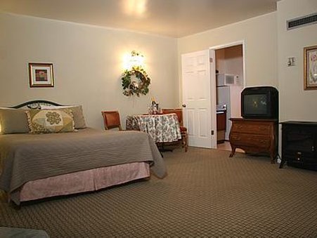 Hotel Ynez by null