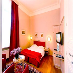 Villa Des Fleurs by null