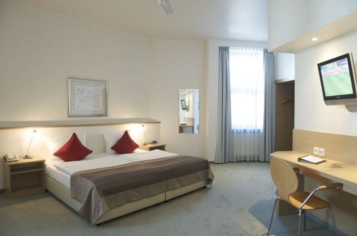 The Dean Berlin by null