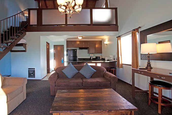 The Mammoth Creek Inn by null
