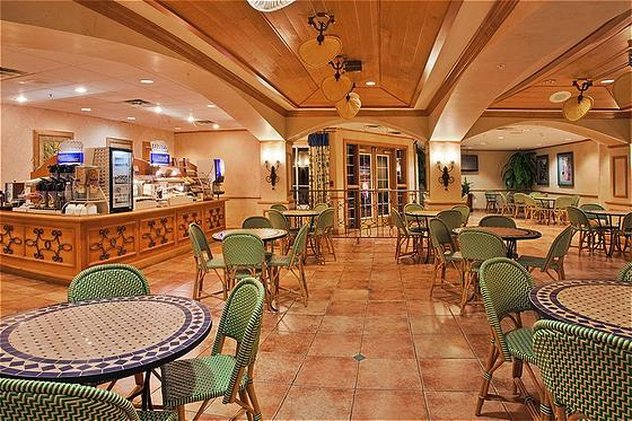 Best Western Plus Orlando Lake Buena Vista South Inn & Suites by null