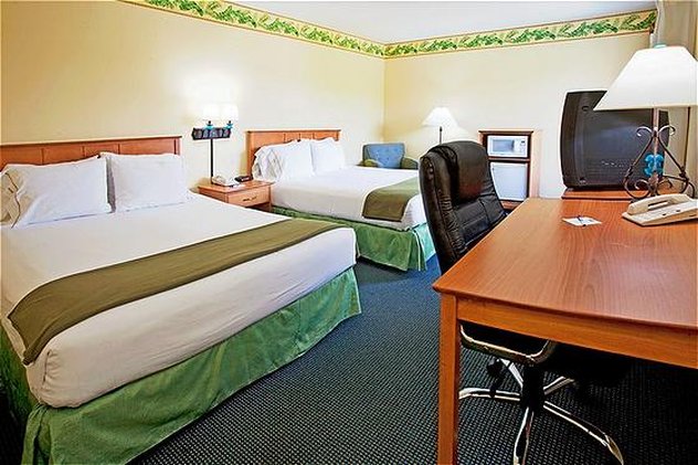 Best Western Plus Orlando Lake Buena Vista South Inn & Suites by null