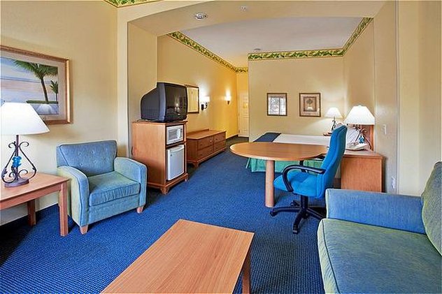 Best Western Plus Orlando Lake Buena Vista South Inn & Suites by null