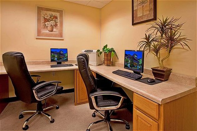 Best Western Plus Orlando Lake Buena Vista South Inn & Suites by null