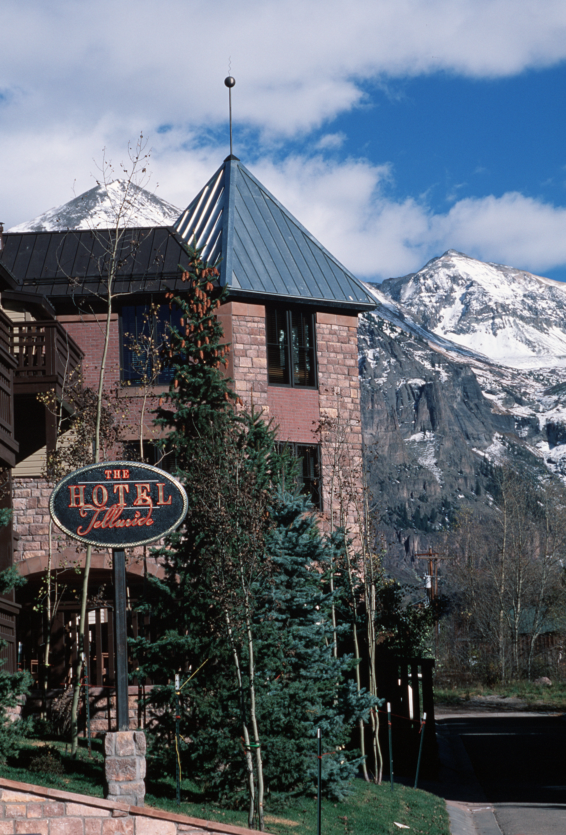 The Hotel Telluride by null