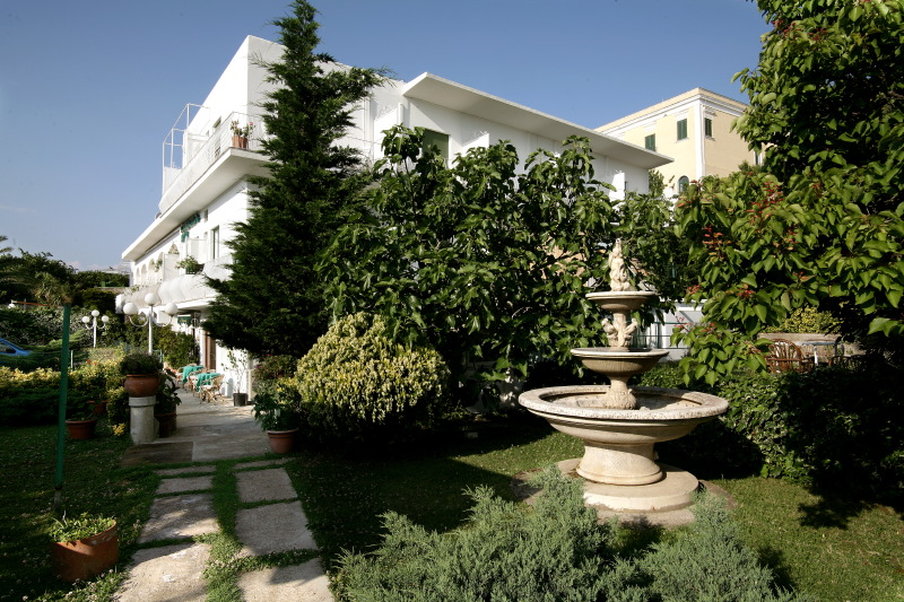 Hotel Carmencita by null