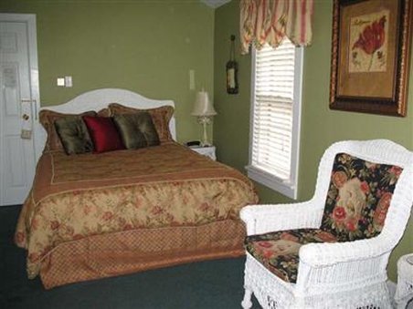 The Hotel Saugatuck by null