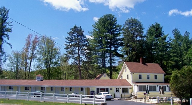 Mount Whittier Motel image