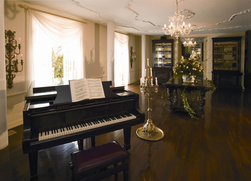 Illyria House by null