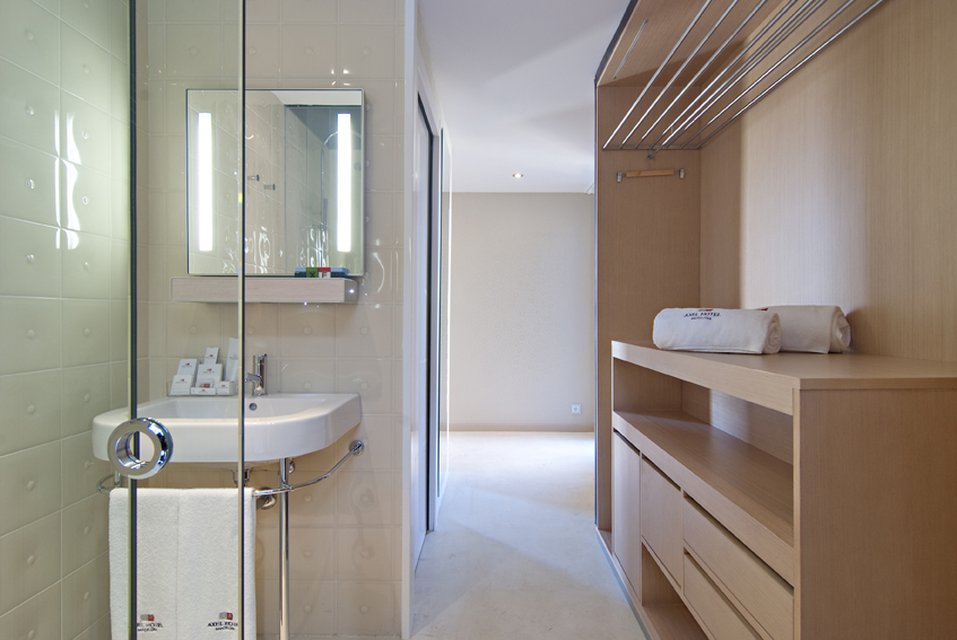 Axel Hotel Barcelona by null
