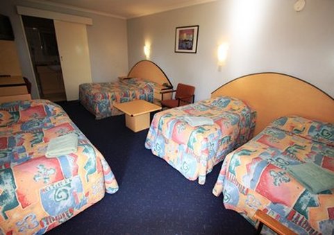 Scotty's Motel by null