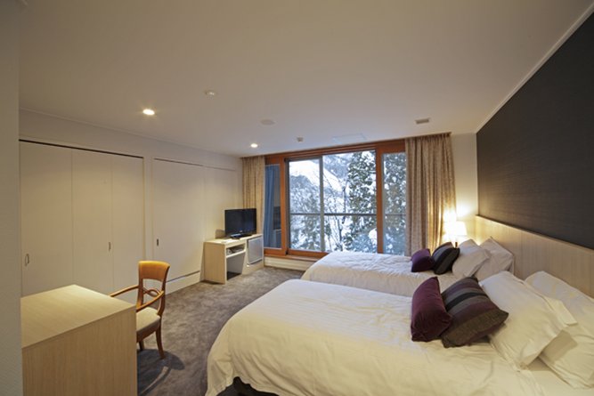 The Ridge Hotel & Apartments by null