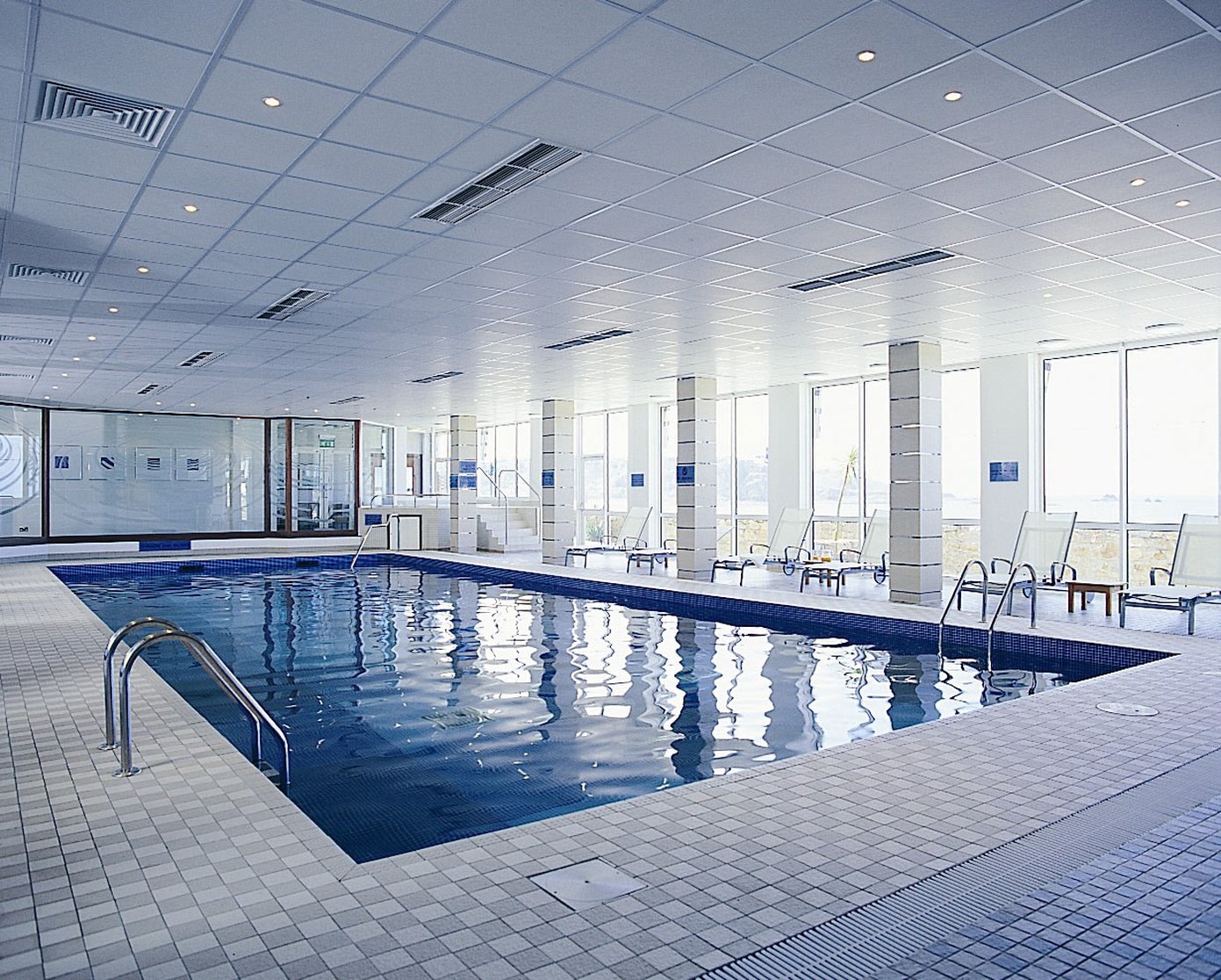L'Horizon Beach Hotel & Spa by null