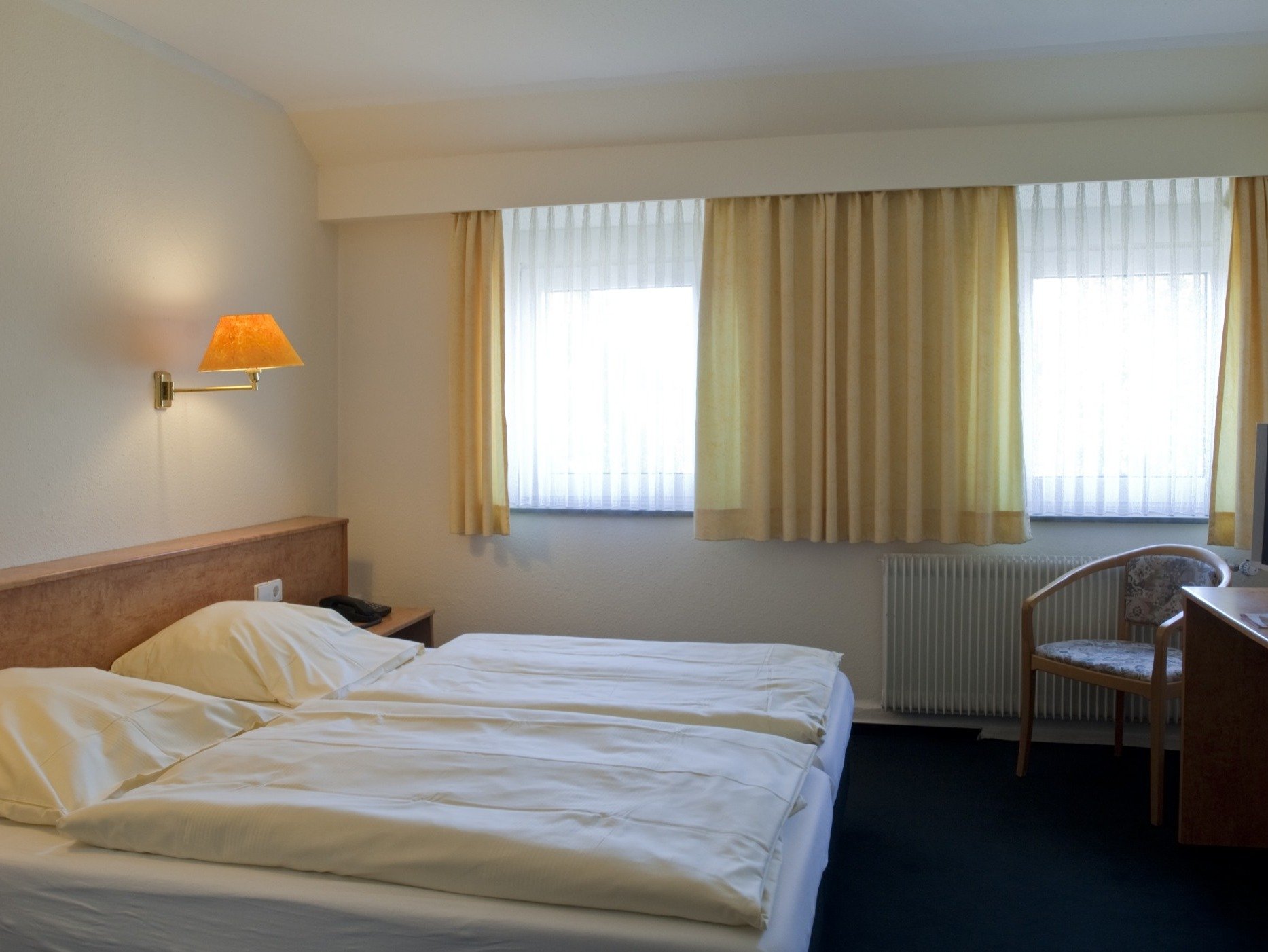 Büscher's Hotel by null