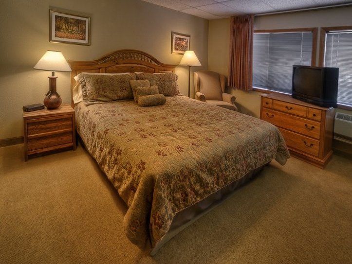 Boulder Twin Lakes Inn by null