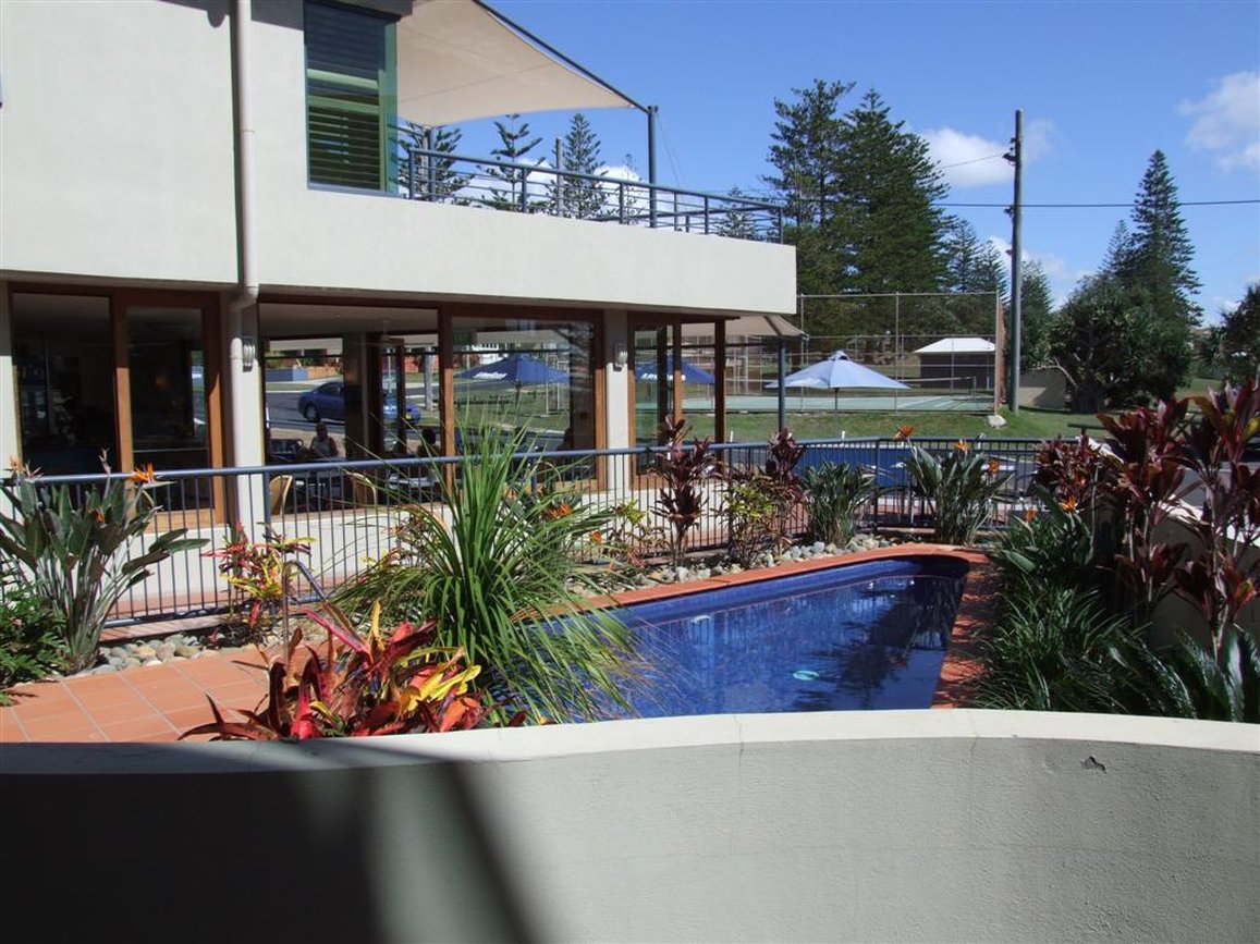 Yamba Beach Motel by null