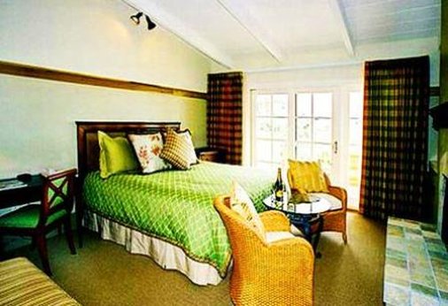 Tradewinds Carmel by null