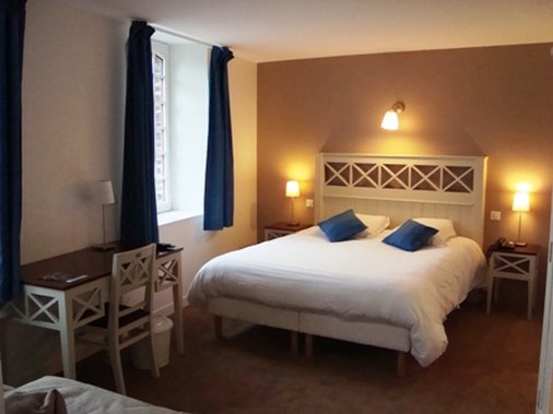 Logis Hôtel le Relais de Brocéliande Spa by null