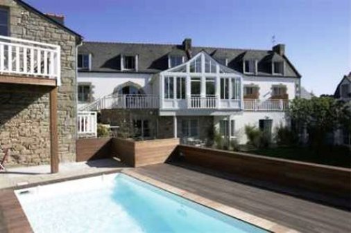 LE LODGE KERISPER by null