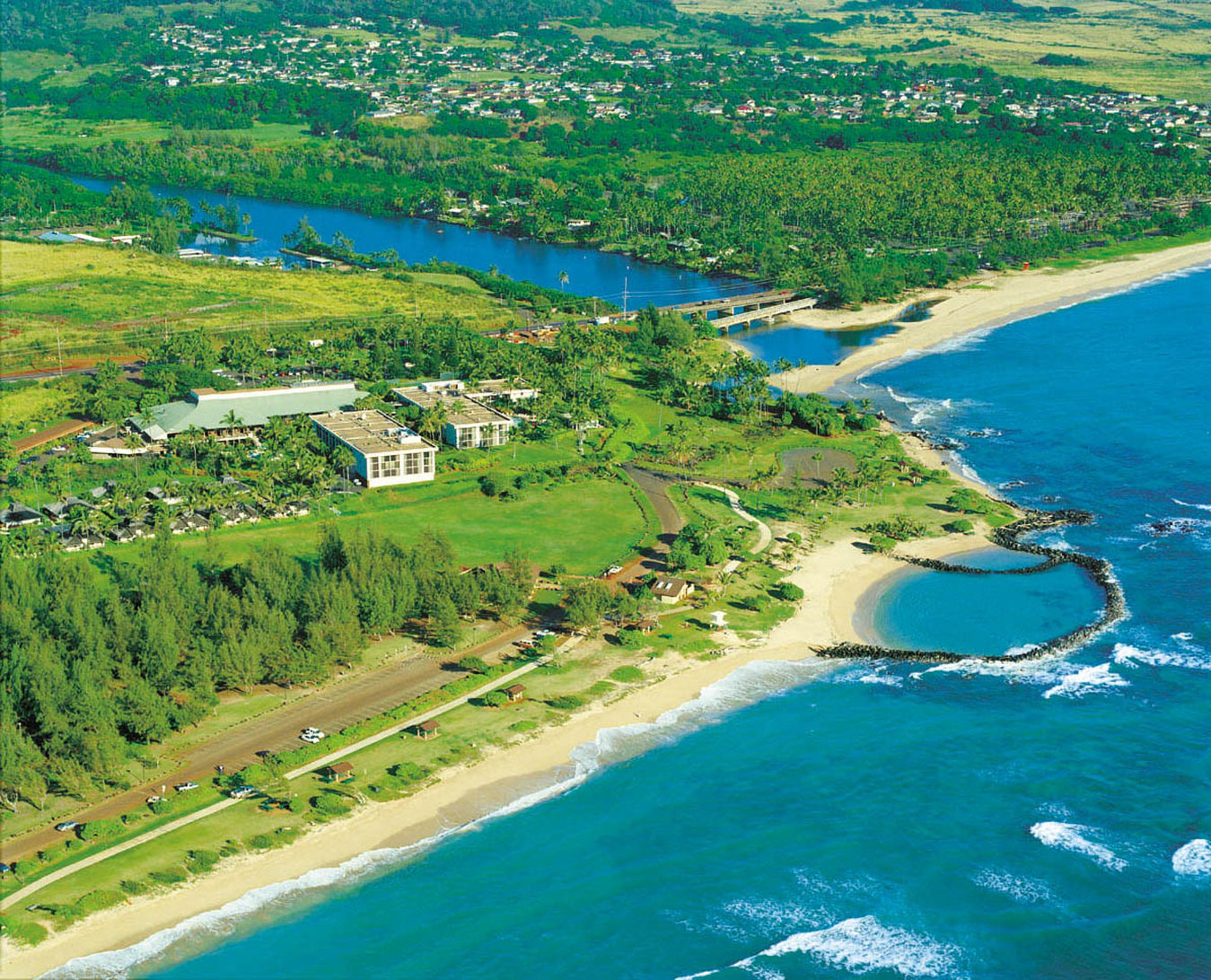 Aston Aloha Beach Hotel by null
