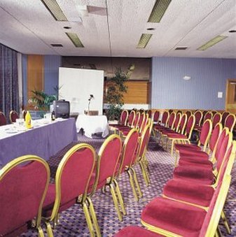 Hotel Indigo Edinburgh - Princes Street, an IHG Hotel by null