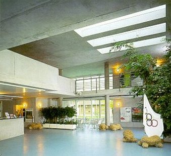 Auberge de Jeunesse de Lausanne by null