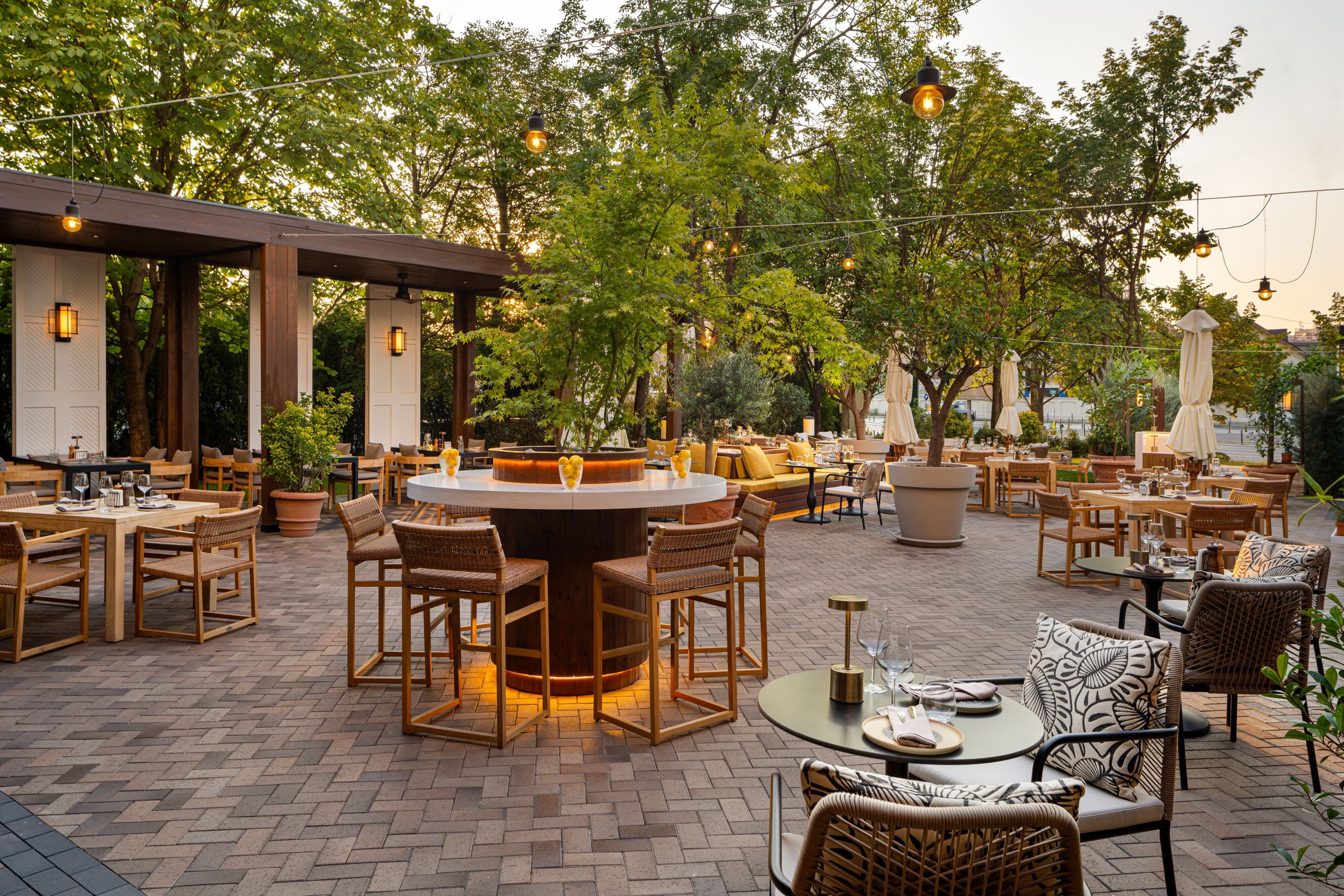 JW Marriott Bucharest Grand Hotel photo 2