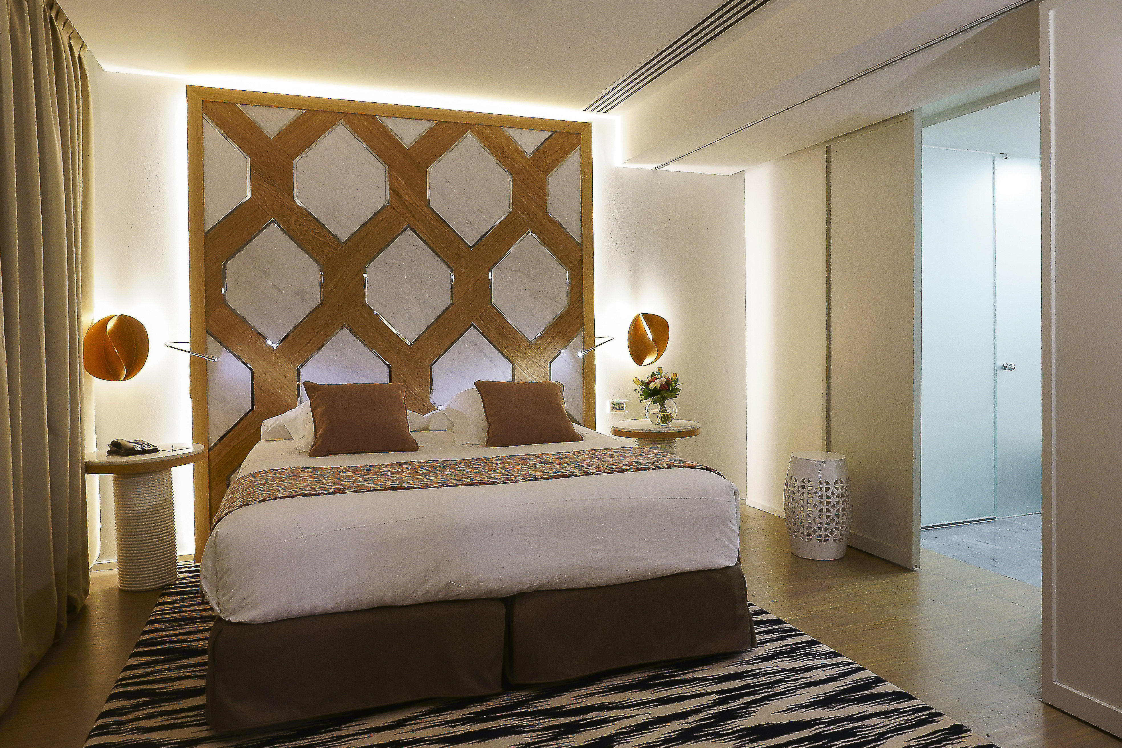 Hospes Maricel by null