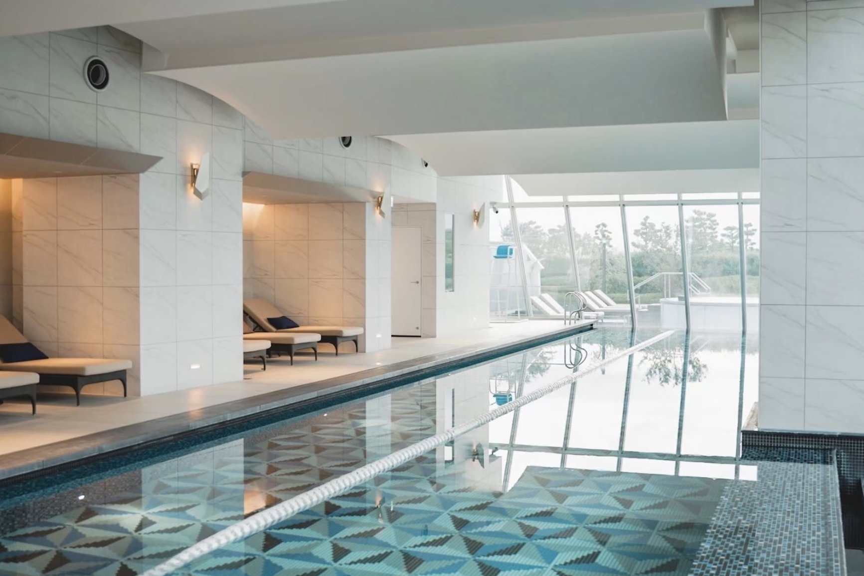 The Kahala Hotel & Resort Yokohama by null