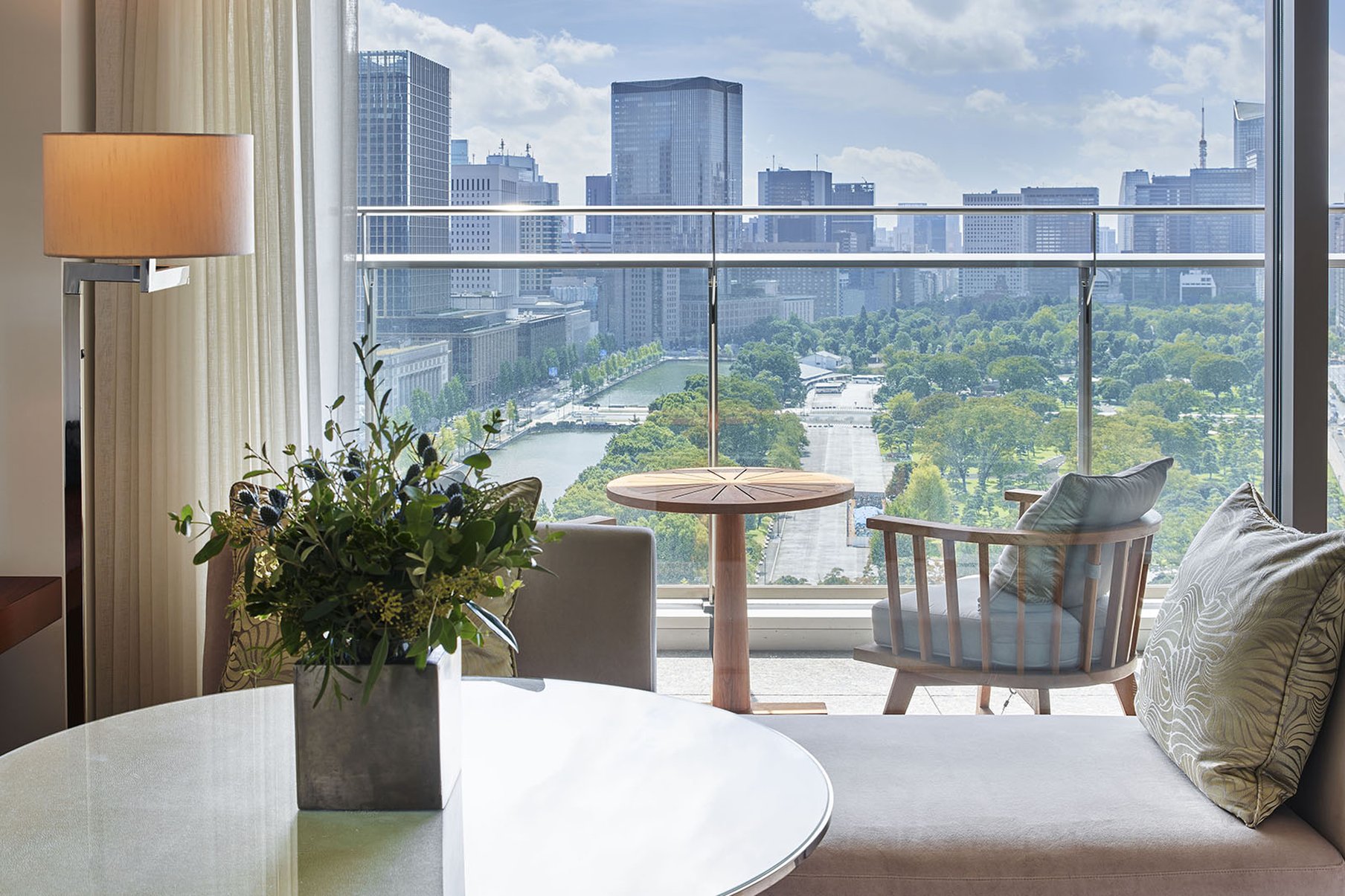 Palace Hotel Tokyo by null