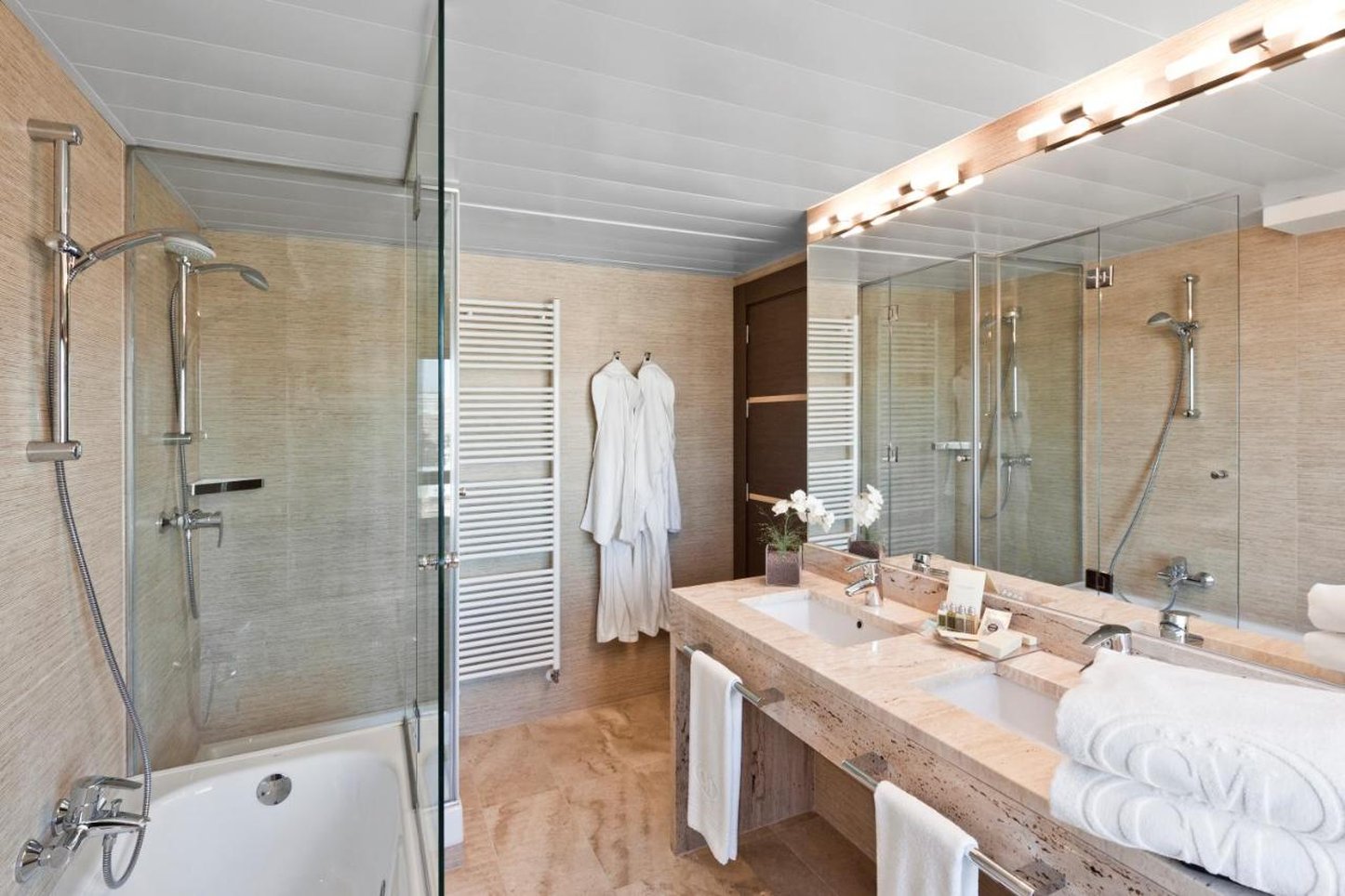 Hotel Claridge by null