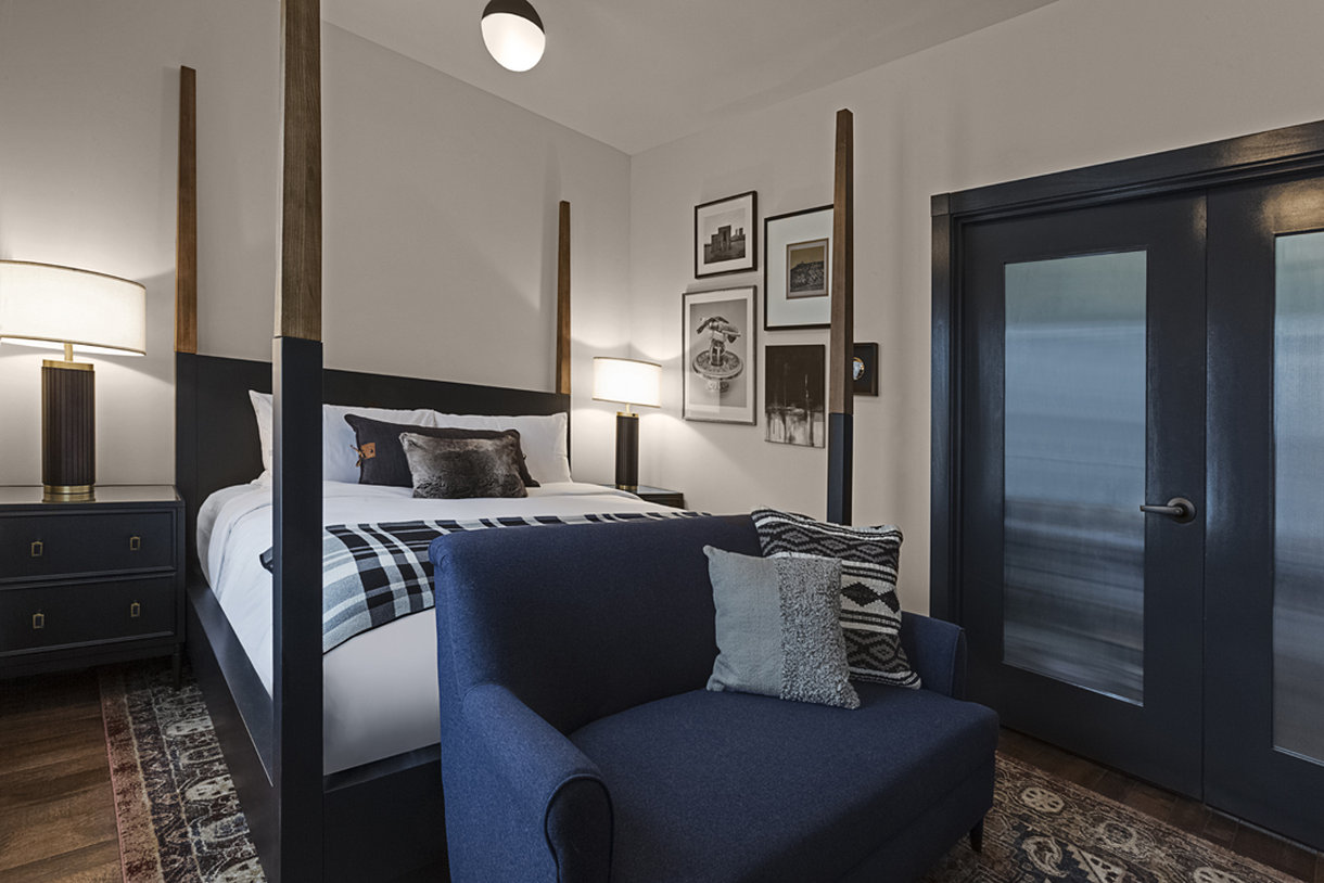 Crossroads Hotel by null Crossroads Hotel by null