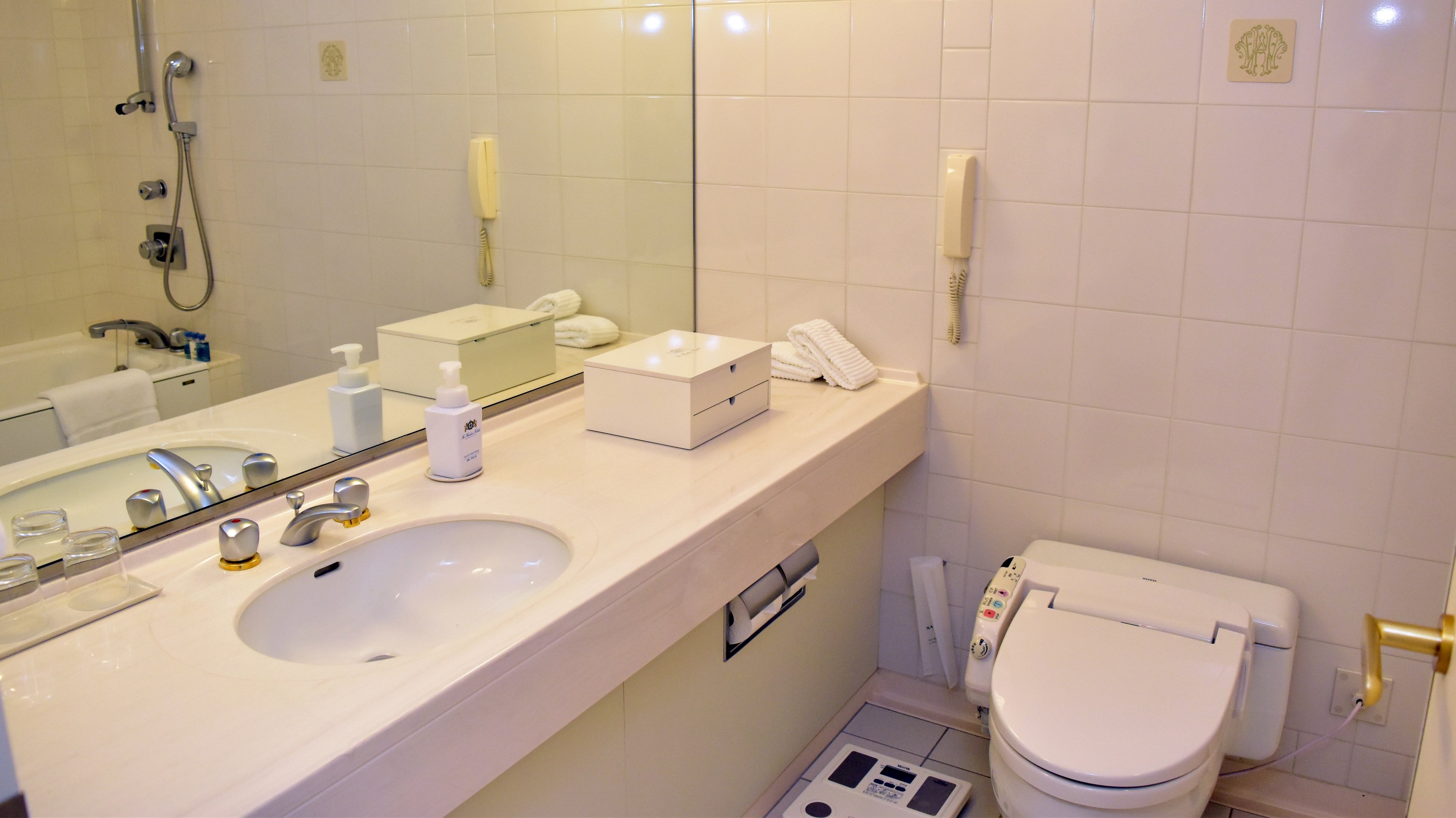 The Windsor Hotel TOYA, Vignette Collection by null