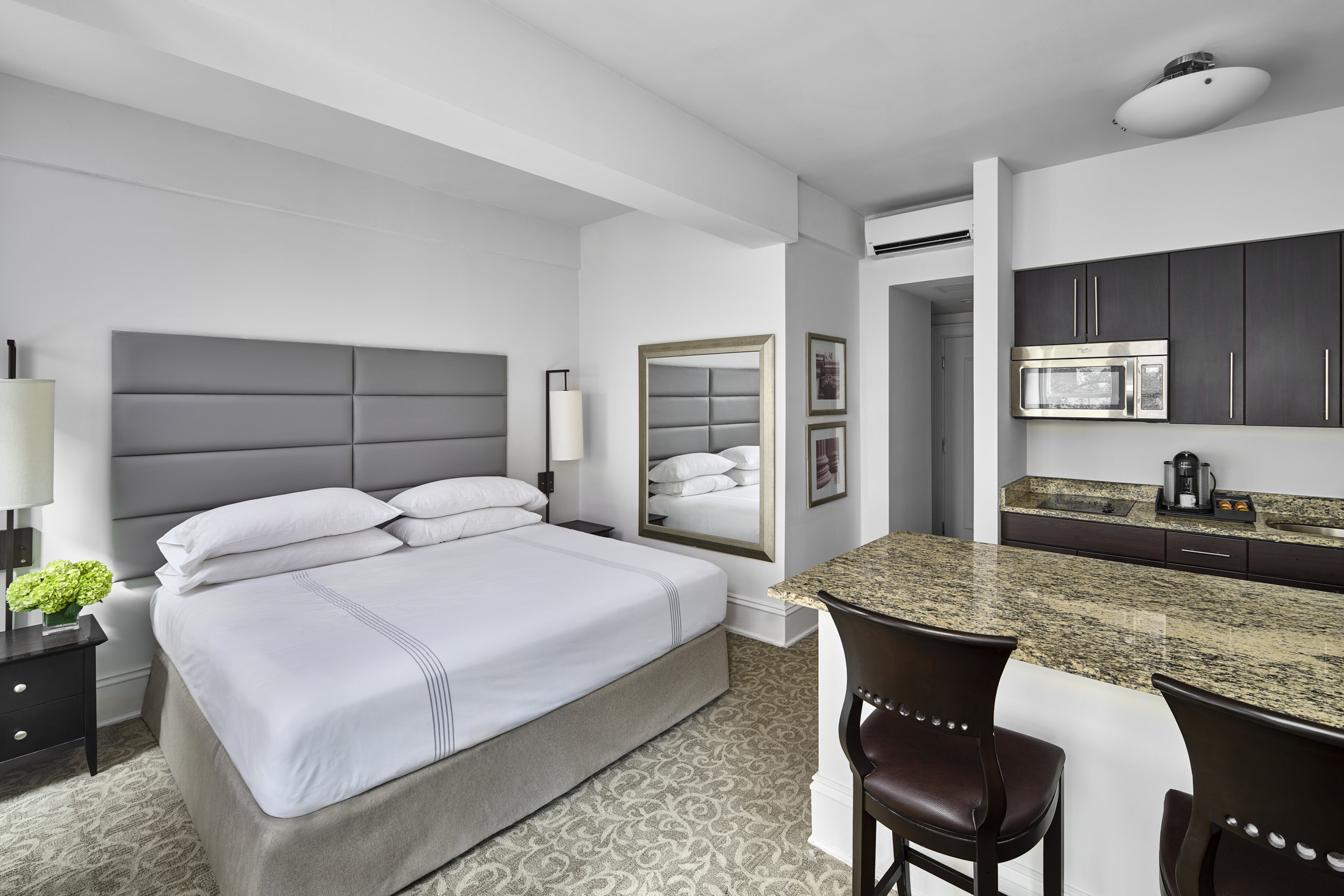 AKA Rittenhouse Square by null