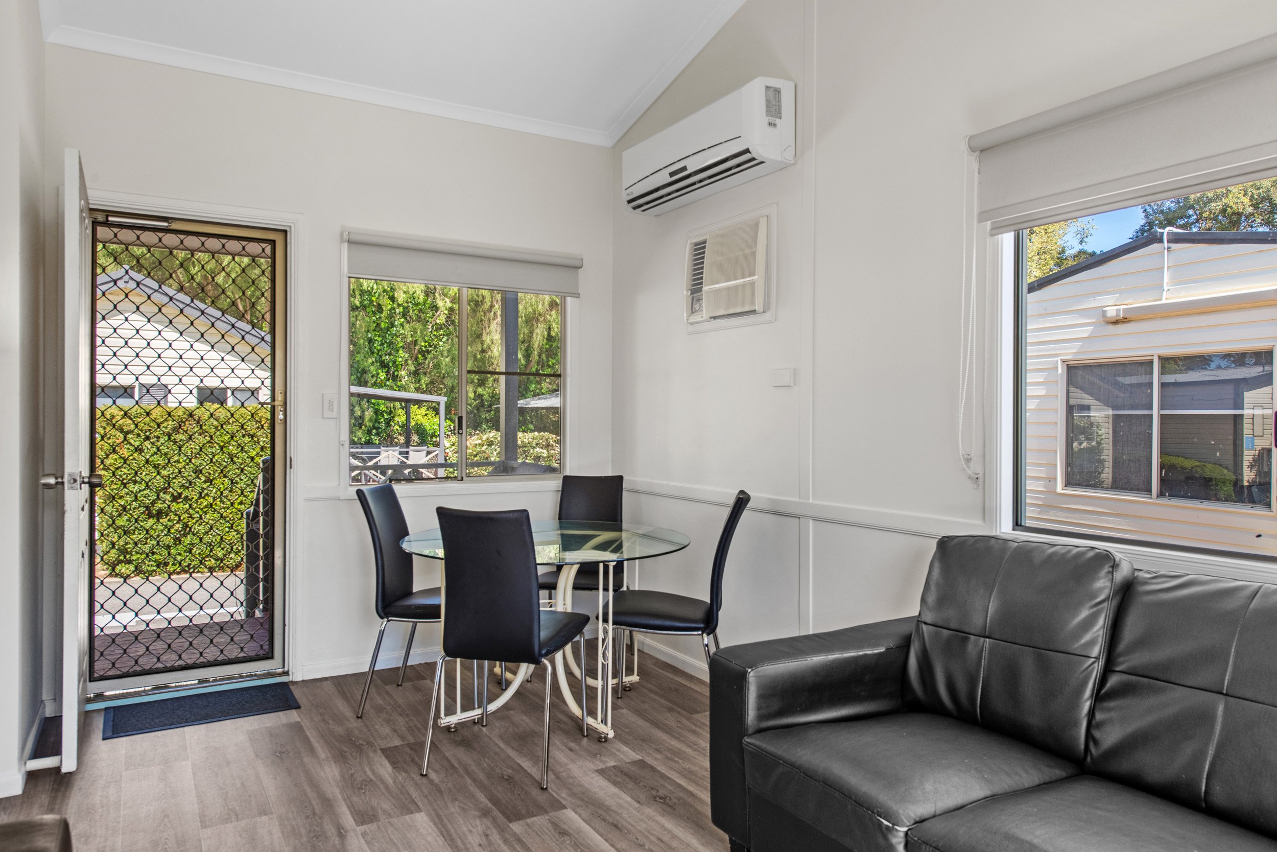 Discovery Parks - Perth Airport by null