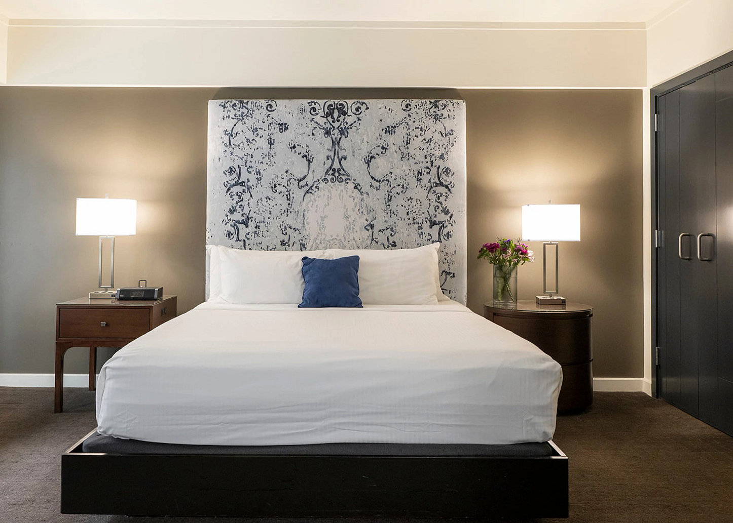 The Fontaine by null