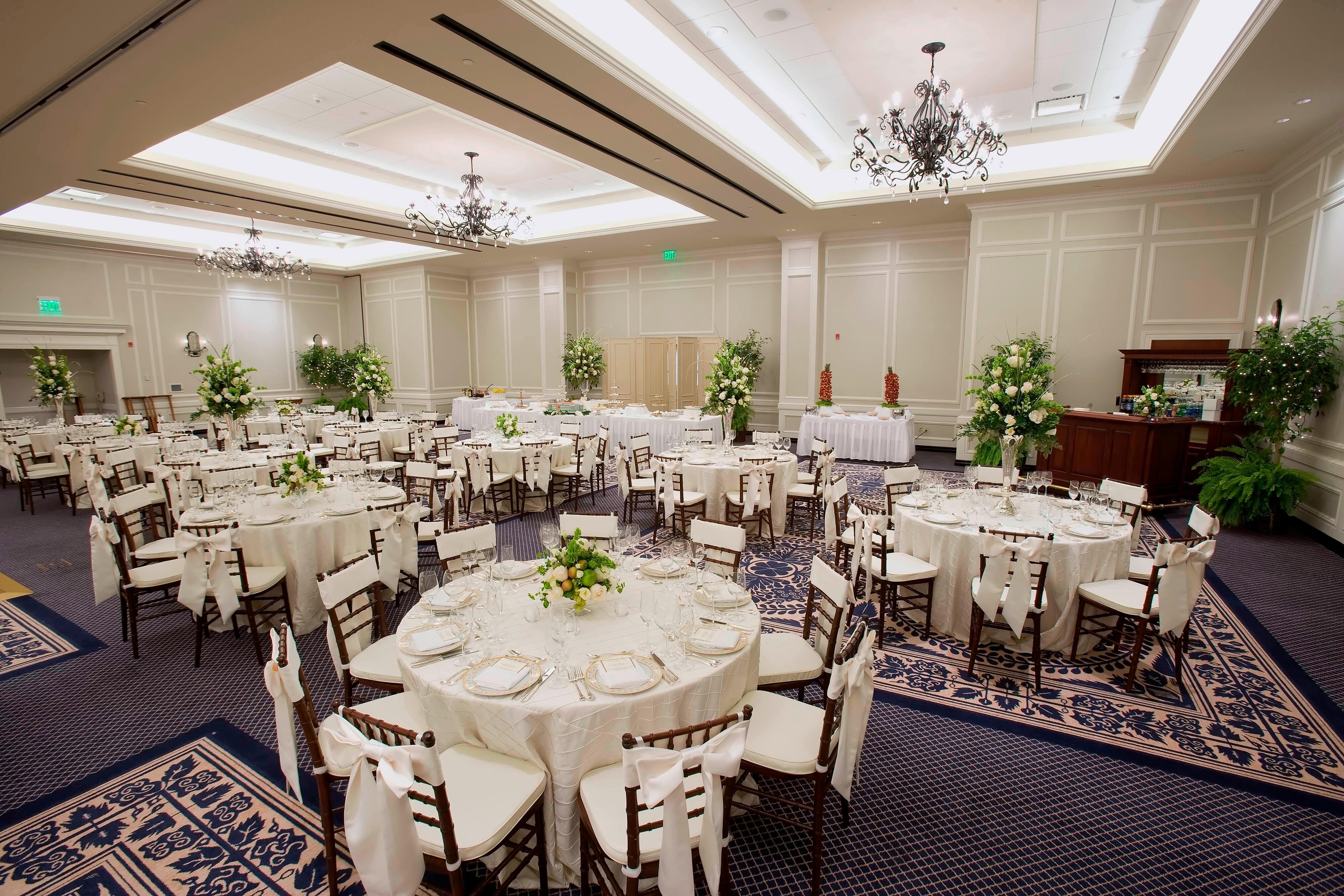 Williamsburg Lodge, Autograph Collection by null