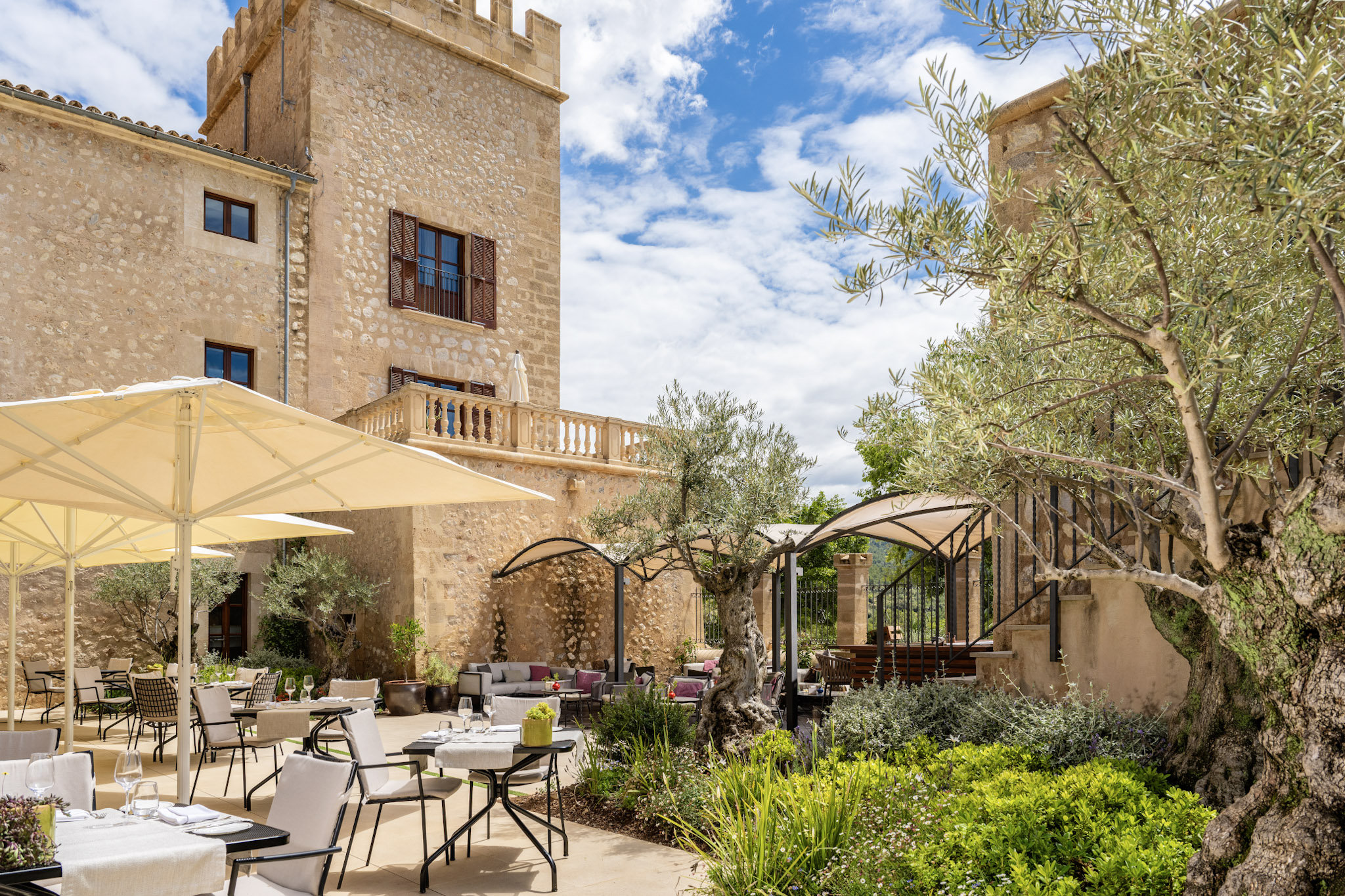 Castell Son Claret by null