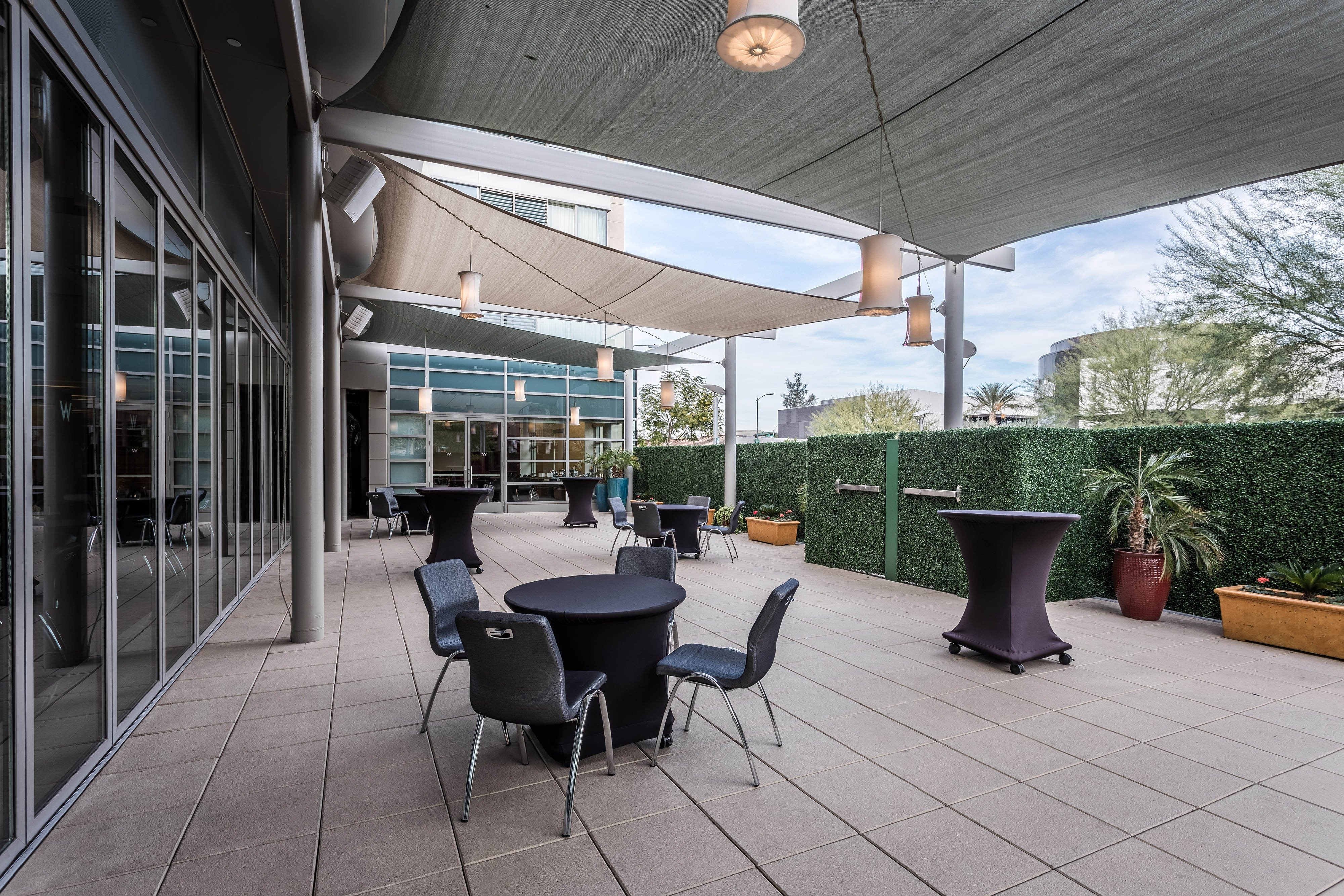 W Scottsdale by null