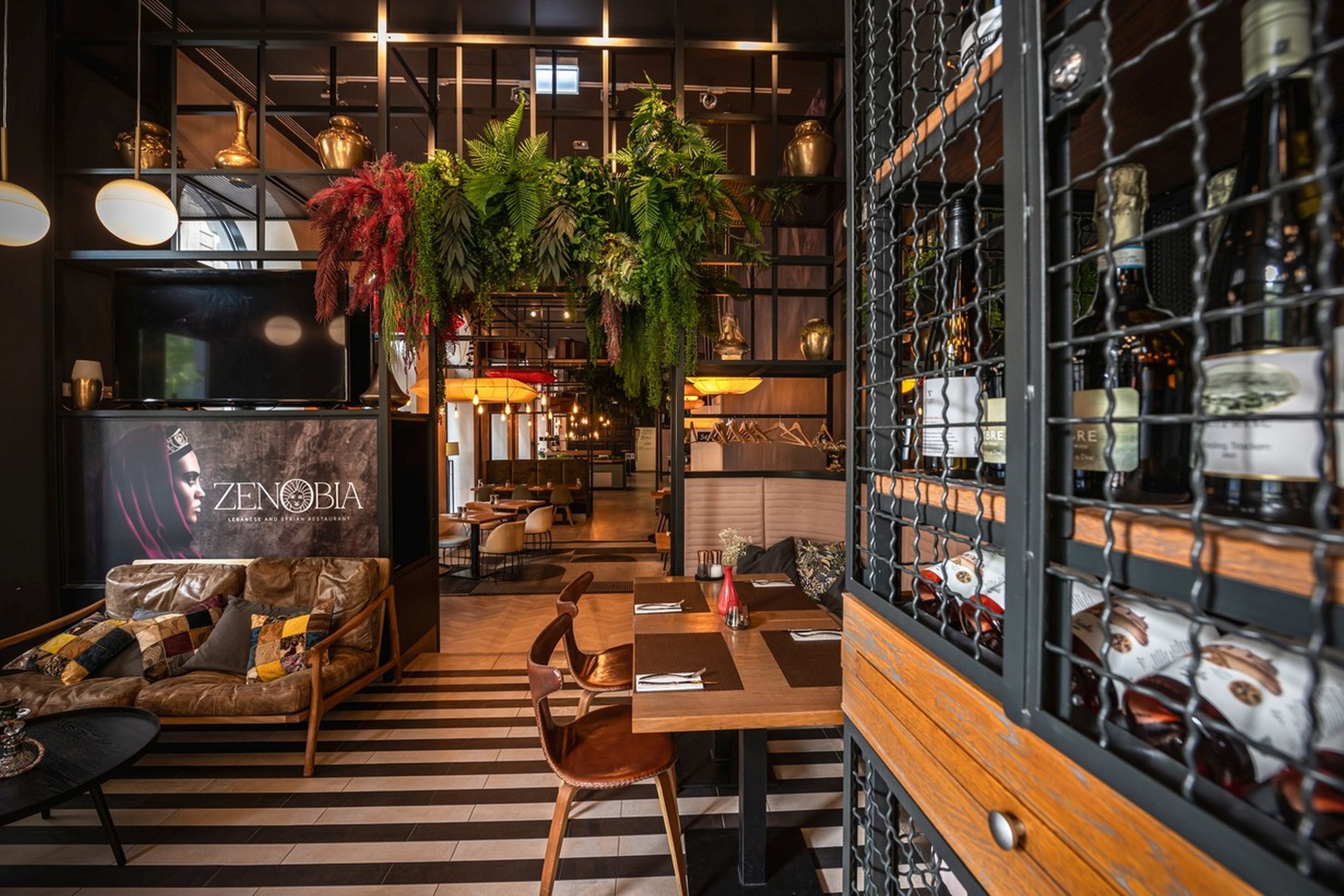 Hotel Moments Budapest by Continental Group by null