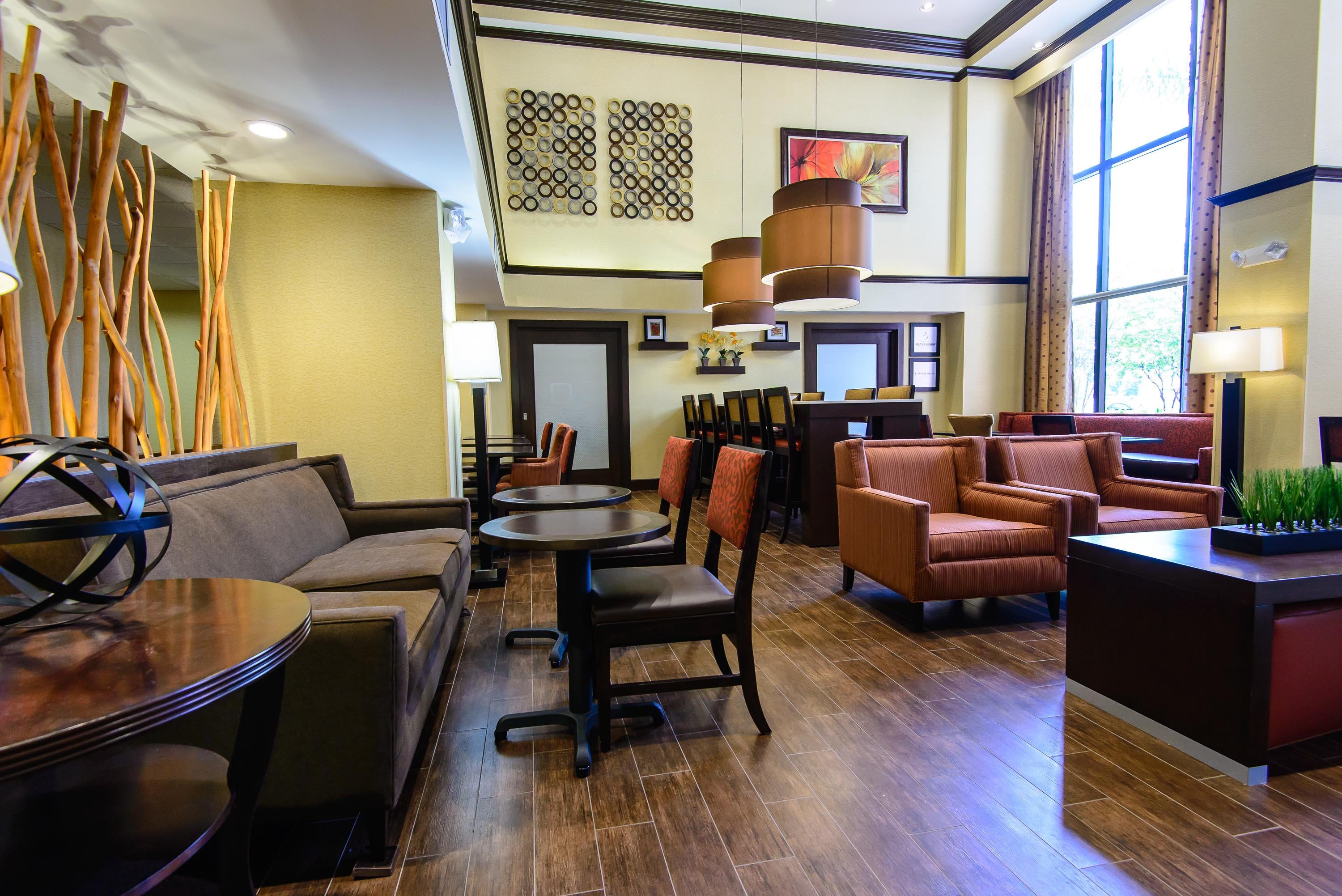 Hampton Inn Houston-Pearland photo 6