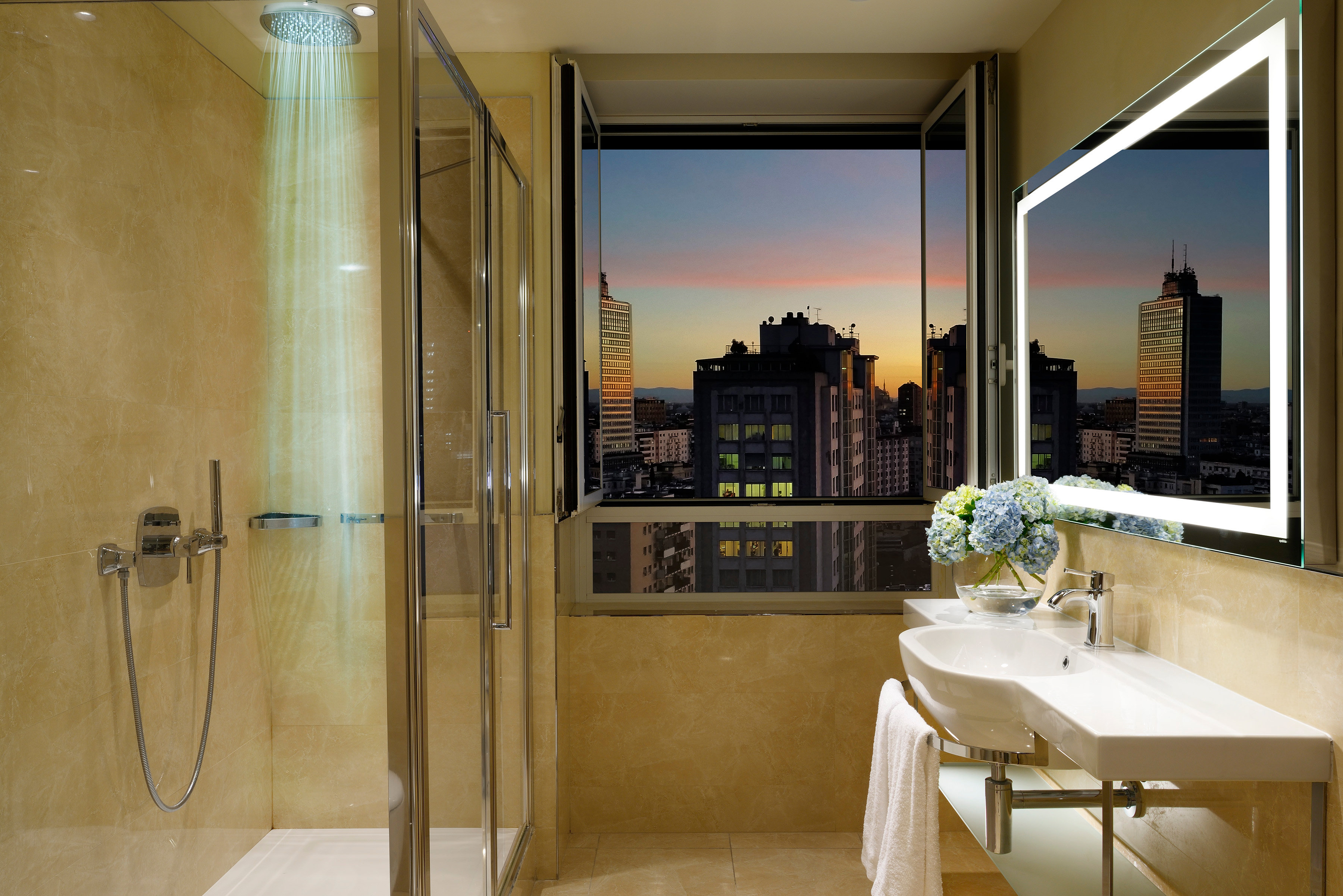 Unahotels Century Milano Hotel, Stazione Centrale