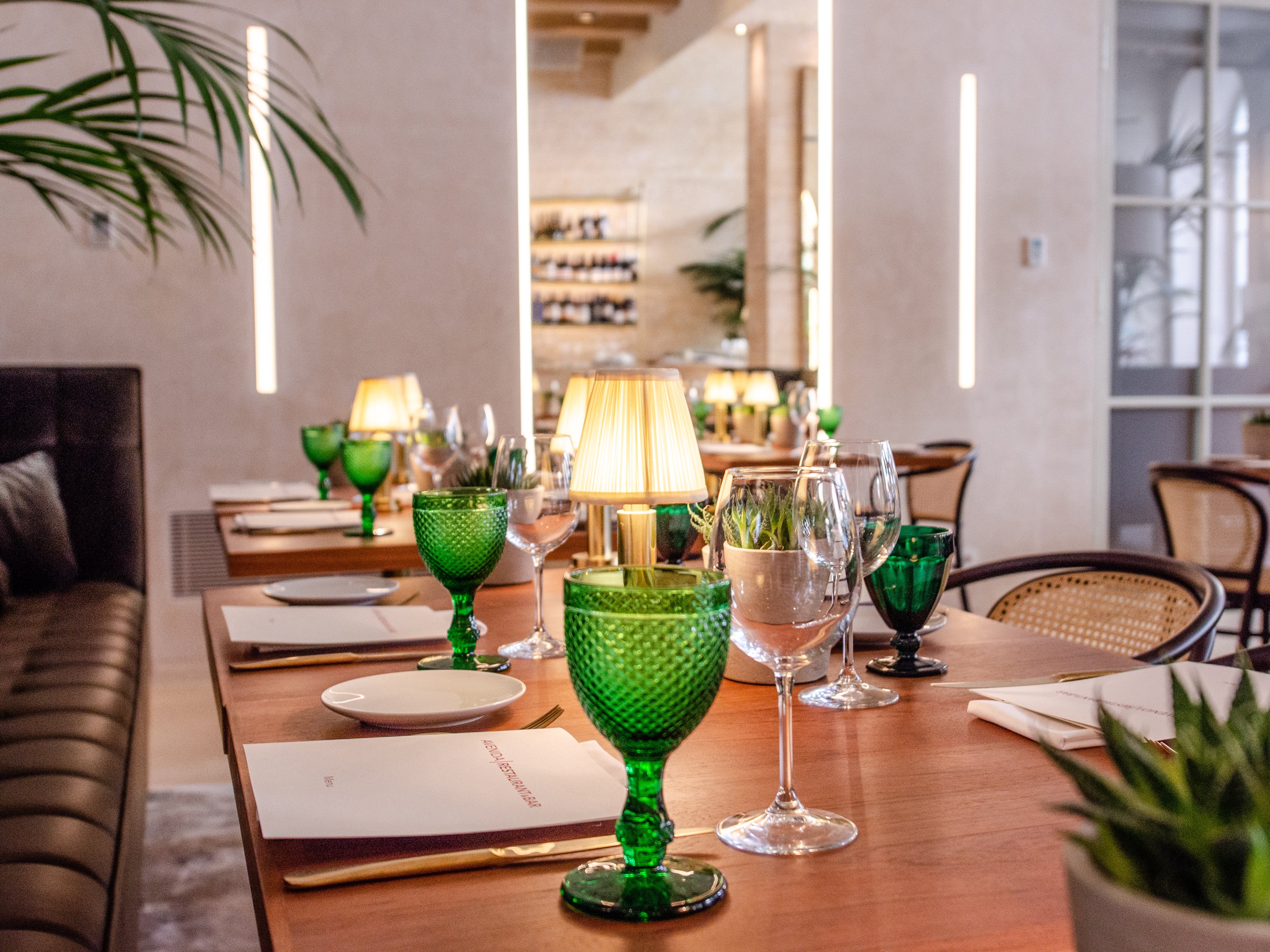 Brown's | Avenue Hotel by null